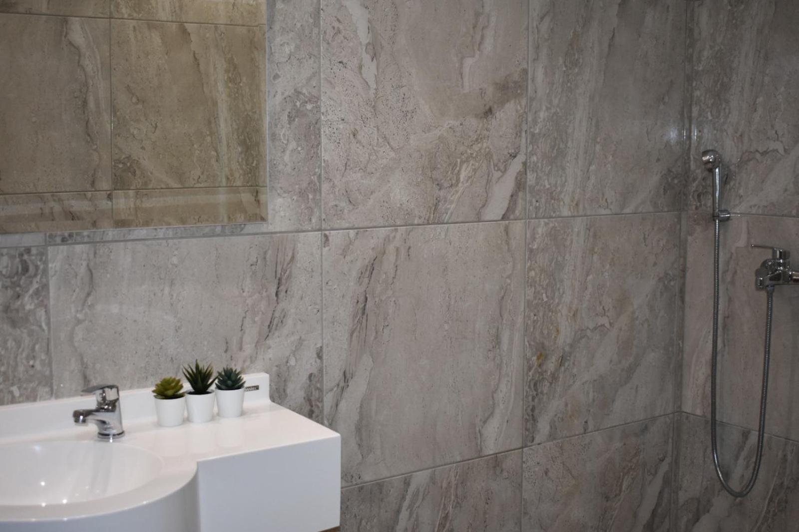 Davidana Deluxe Apartments Nea Kallikrateia Стая снимка
